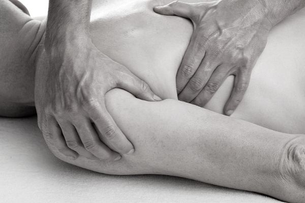 massage spa arms