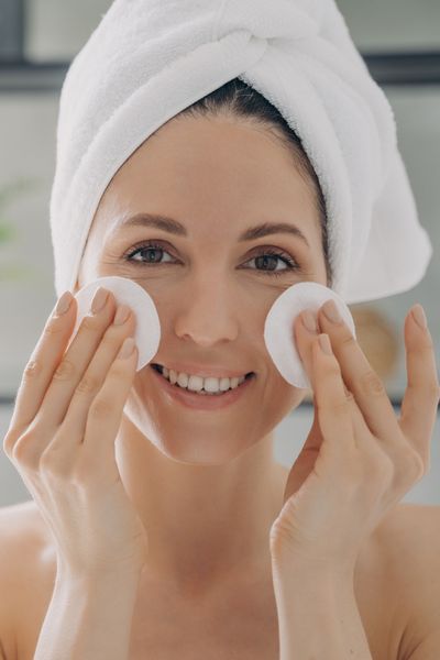 skin cleaning to prevent acne